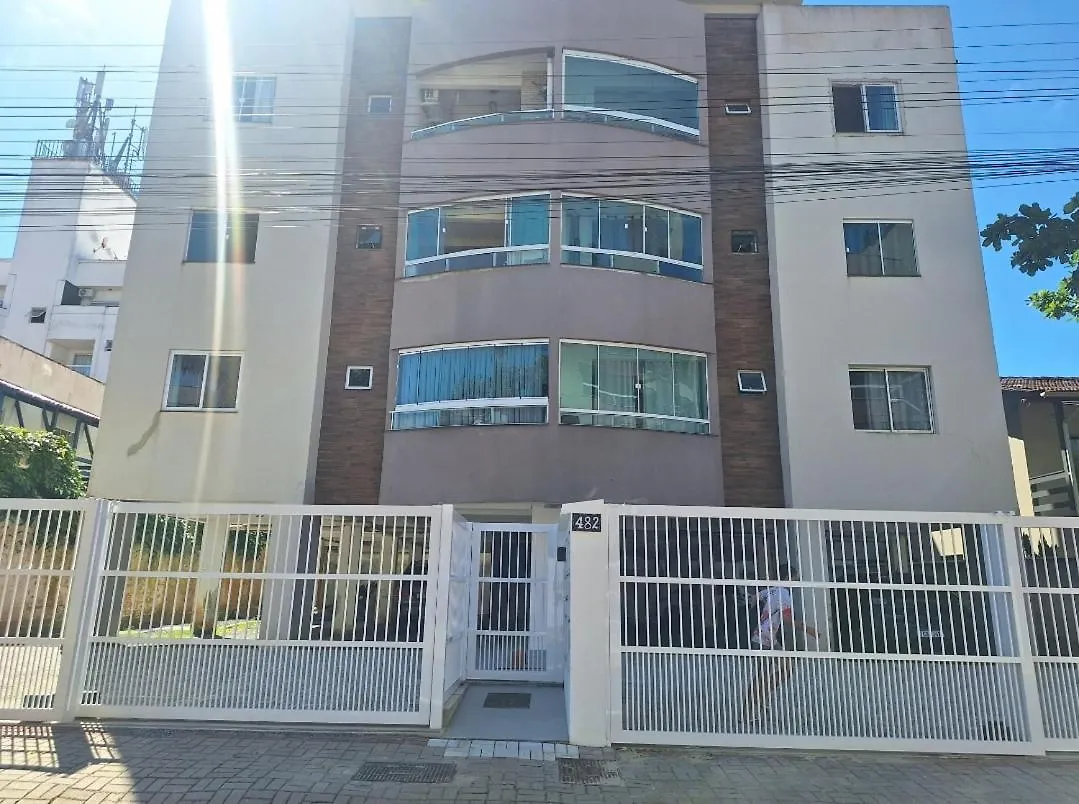 Enseada Dos Galeoes Apartment Bombinhas